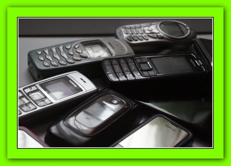 Panoramik-Nostalcik-Daş-Telefonlar-Telefonlarım-N175